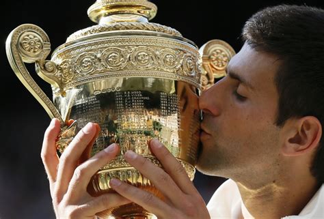 Novak Djokovic Beats Roger Federer To Win Wimbledon Celebrities