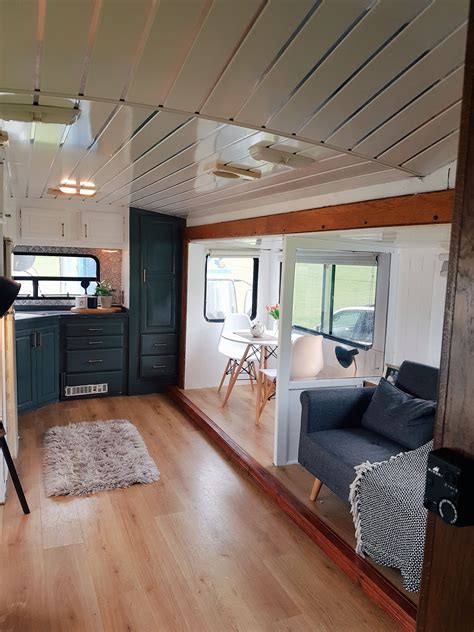 Caravan Revamp Seanas Impressive Stylish €550 Transformation