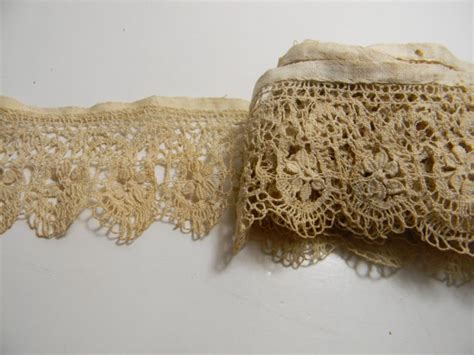 Vintage Maltese Lace Handmade Bobbin Lace In Linen Circa Etsy Lace