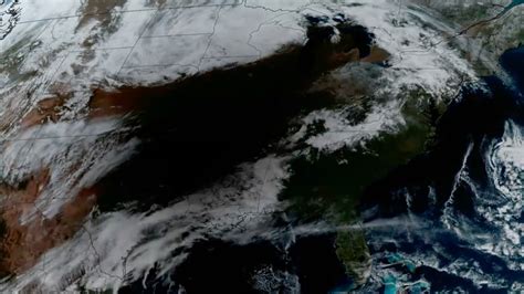 Solar Eclipse Captured in Satellite Timelapse | WeatherBug