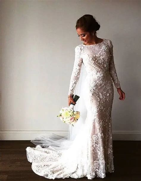 Lace Sheath Wedding Dresses Boat Neck Long Sleeve Backless Court