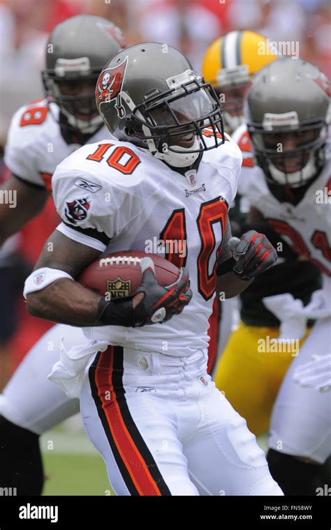 Dexter jackson football hi-res stock photography and images - Alamy