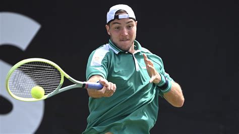 Jan Lennard Struff Verpasst Ersten Tennis Titel In Stuttgart Knapp