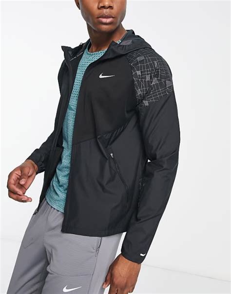 Nike Running Run Division Miler Reflective Coat In Black Asos