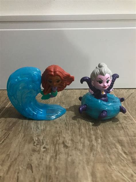 Brinquedos a Pequena Sereia Ariel e Ursula Coleção Mcdonalds