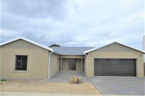 House For Sale With 4 Bedrooms Fountains Estate Jeffreys Bay Fine
