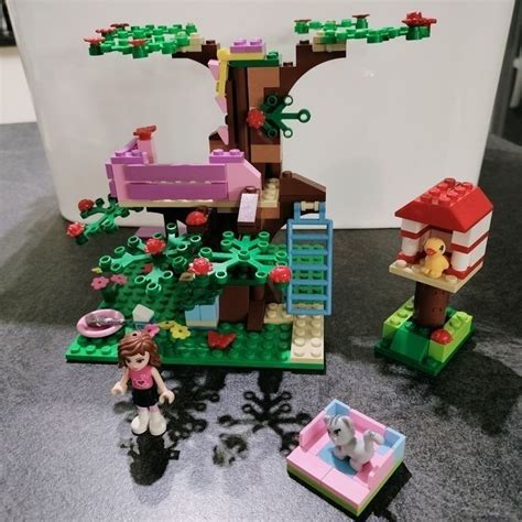 La Cabane Dans L Arbre Lego Friends Lego Beebs