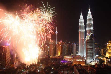 Fireworks in Malaysia | SkyscraperCity Forum