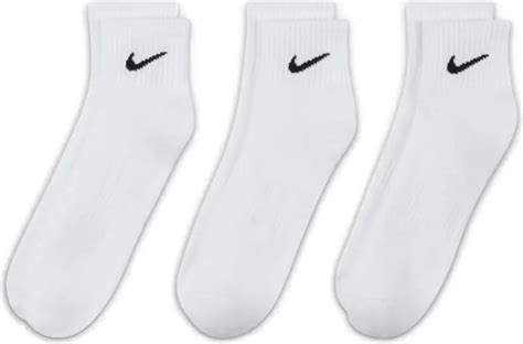 Nike Everyday Cushioned Training Ankle Socks 3 Pack White Black • Pris