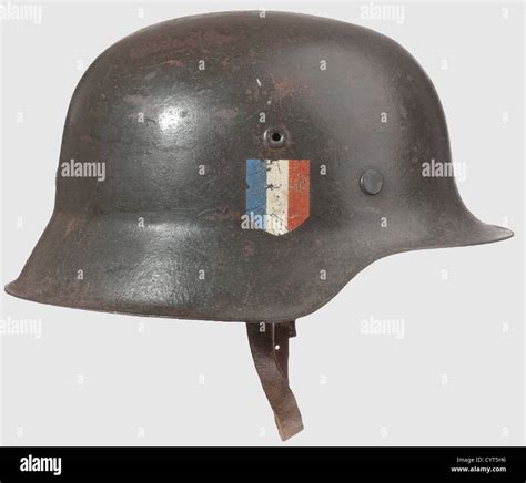 A M 42 Steel Helmet For The Légion Des Volontaires Lvffor French