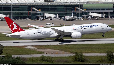 Tc Lla Boeing Dreamliner Turkish Airlines Onat Eronat