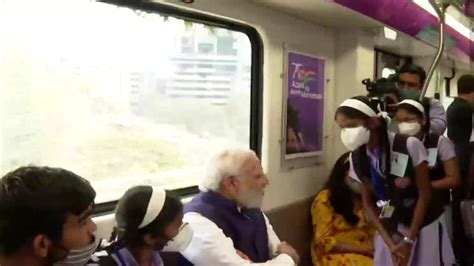 Pune Metro Pm Modi Inaugurates Rail Project Takes Ride With School