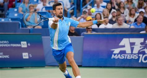 Tennis Retour Gagnant De Djokovic Aux Etats Unis Lors Du Tournoi De