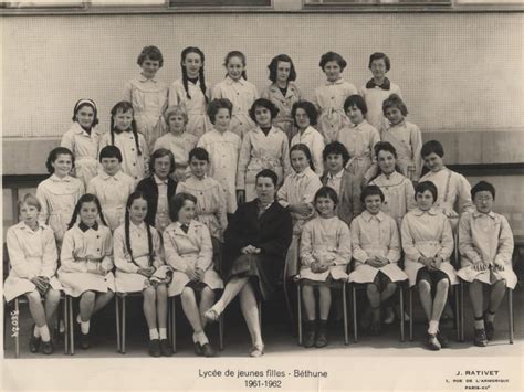 Photo De Classe 6ème 1 De 1962 Lycée De Jeunes Filles De Béthune