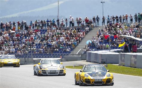 Gw It Racing Sch Tz Harte Arbeit In Den Alpen Porsche Team Erlebte