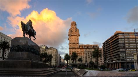 Plaza Independencia : r/uruguay