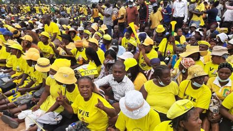 Nelson Chamisa Draws Thousands Of Cheering Supporters On His First