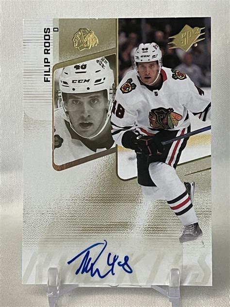 2022 23 SPx Rookie Autographs Filip Roos 177 Chicago Blackhawks Gold