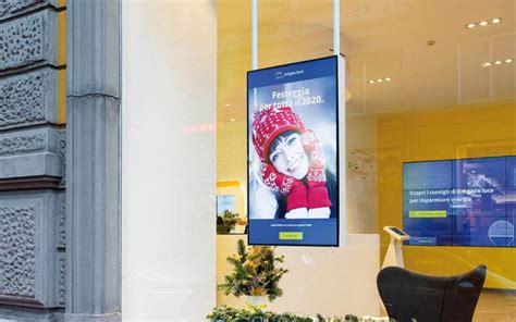 L Cran Vitrine Un Atout Pour Votre Magasin Ou Votre Agence Borne