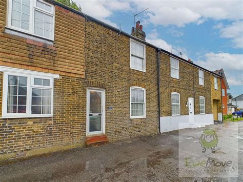 Castle Street Upper Upnor Rochester Me Xr Bed Terraced House For