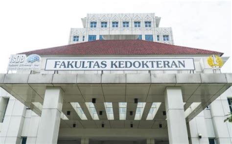 Unesa Surabaya Buka Fakultas Kedokteran Kuota Orang Syarat