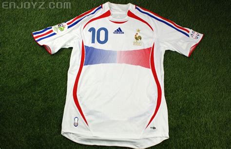 【球衣图解】adidas France Away Jersey 2006年世界杯法国客场球衣齐达内 足球鞋美图实拍图片 足球鞋足球