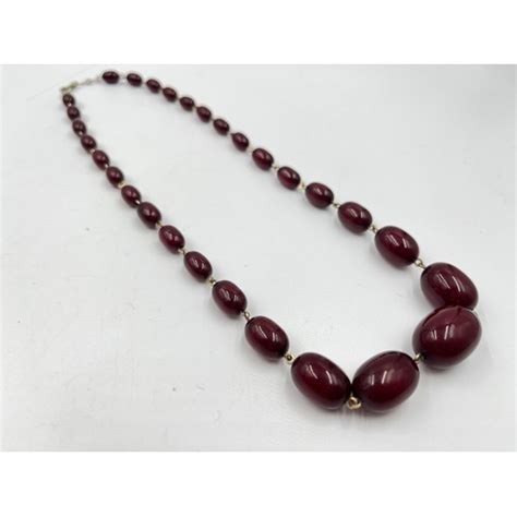 A Vintage Cherry Amber Bakelite Beaded Necklace Approx Cm Long And G