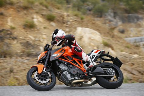 First Ride KTM 1290 Super Duke R Review Visordown