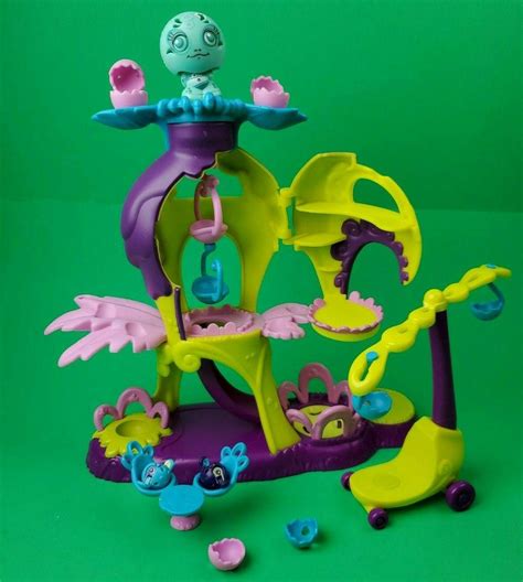 Zoobles Mama and Baby Bird Nursery Playset 2 babies original Mama not ...