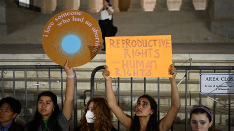 Opinion Reversing Roe V Wade What It Would Mean For Women And The