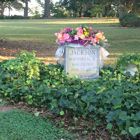 Gravesite Of Atlantas 1st African American Mayor Maynard H Jackson Jr Elected Mayor In 1973