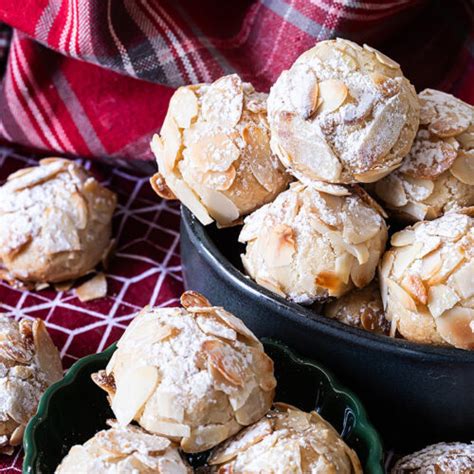 Italienische Mandorlini Rezept für Mandelgebäck mit Marzipan