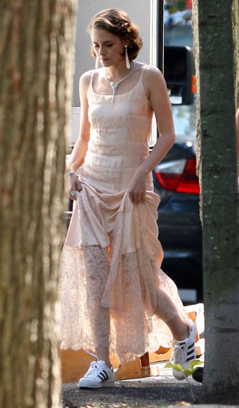 Kristen Stewart On The Set Of New Woody Allens Movie In Battery Park