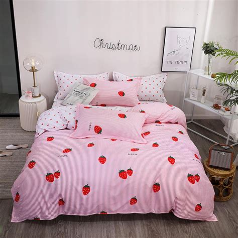 Thumbedding Strawberry Bedding Set For Girls Sweet Comfortable Pink