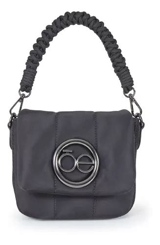 Bolsa Crossbody Cloe Nylon Acolchada Asa Larga Color Negro Mercadolibre