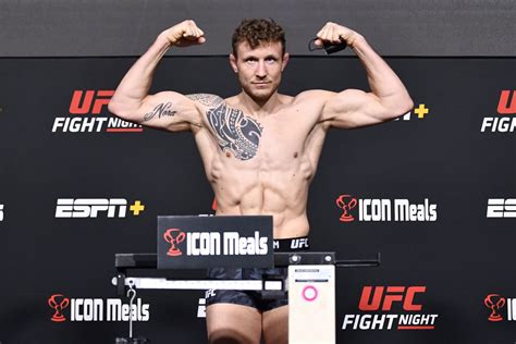 UFC Vegas 47 Weigh In Results Jack Hermansson Sean Strickland