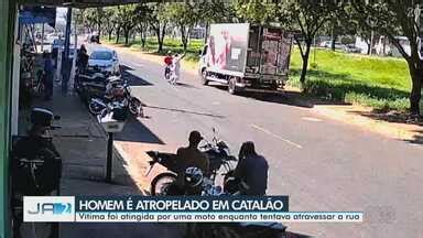 JA 2ª Edição Regional Homem é atropelado por moto ao atravessar rua