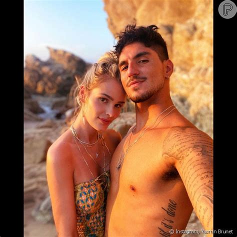 Yasmin Brunet incentiva Gabriel Medina mesmo à distância que afirma