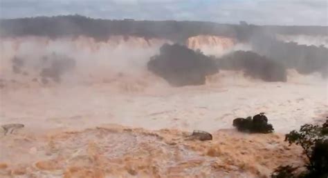 Cataratas Do Igua U Registram Segunda Maior Vaz O Hist Rica