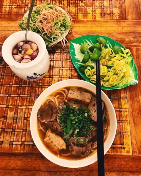 Top 9 Quán bún bò huế ngon ở quận 1 TP HCM