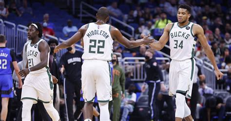 Bucks Picked as Overwhelming Favorite to Win 2022-23 NBA Championship ...