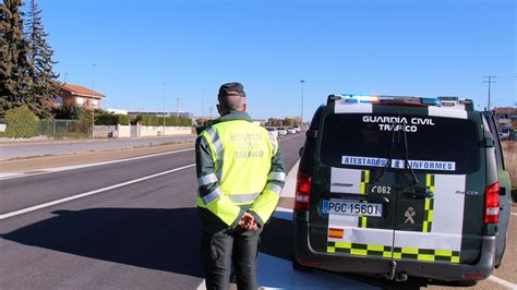 Muere Atropellado Un Camionero En La Ap En Zaragoza