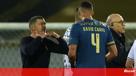 Conheça O Motivo Que Levou à Despromoção De David Carmo à Equipa B Do