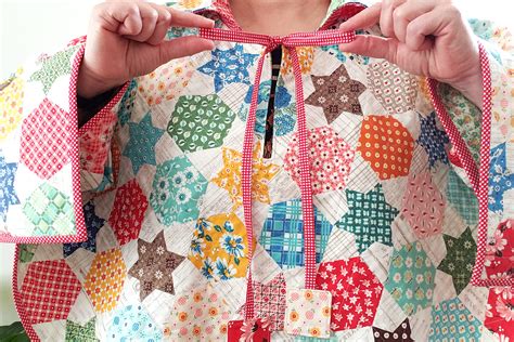 Quilted Poncho Tutorial By Erika Mulvenna 1620 X 1080 Finished 01 Weallsew