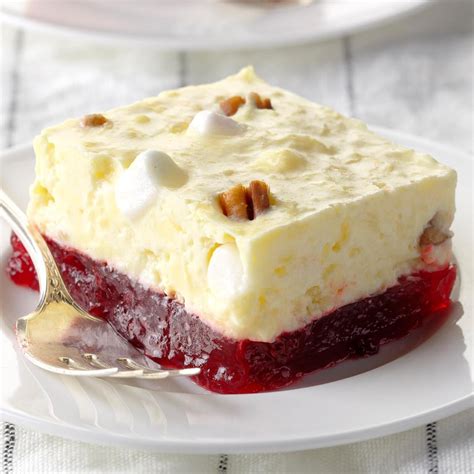 Layered Cranberry Gelatin Salad Recipe: How to Make It