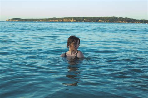 Fotos Gratis Mar Agua Oceano Horizonte Ni A Mujer Lago