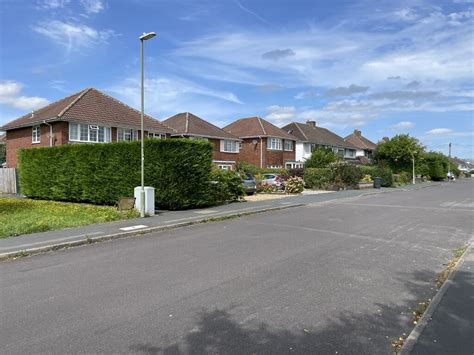 Southern End Of Cumberland Avenue Mr Ignavy Cc By Sa 2 0 Geograph