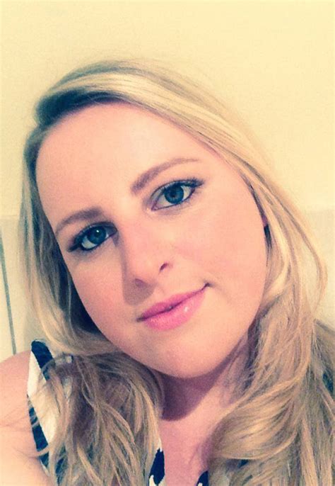 Relation S Rieuse Blonde Formes G N Reuses Vincennes Rencontres Rondes