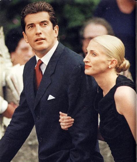 Pin By Mchen1225 On Icons Christiane Amanpour John Kennedy Jr Carolyn Bessette Kennedy