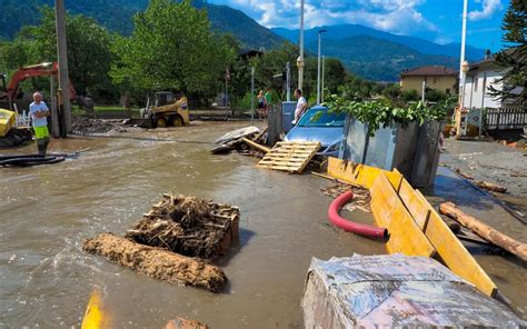 Esonda Il Torrente Re Nel Bresciano Acqua E Fango Travolgono Niardo E